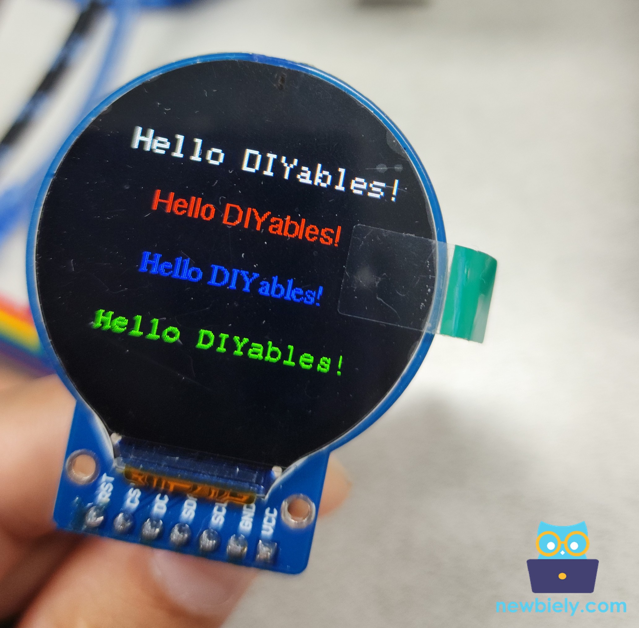Écran d'Affichage TFT LCD Circulaire Rond ESP32 C3 Super Mini avec Police Externe