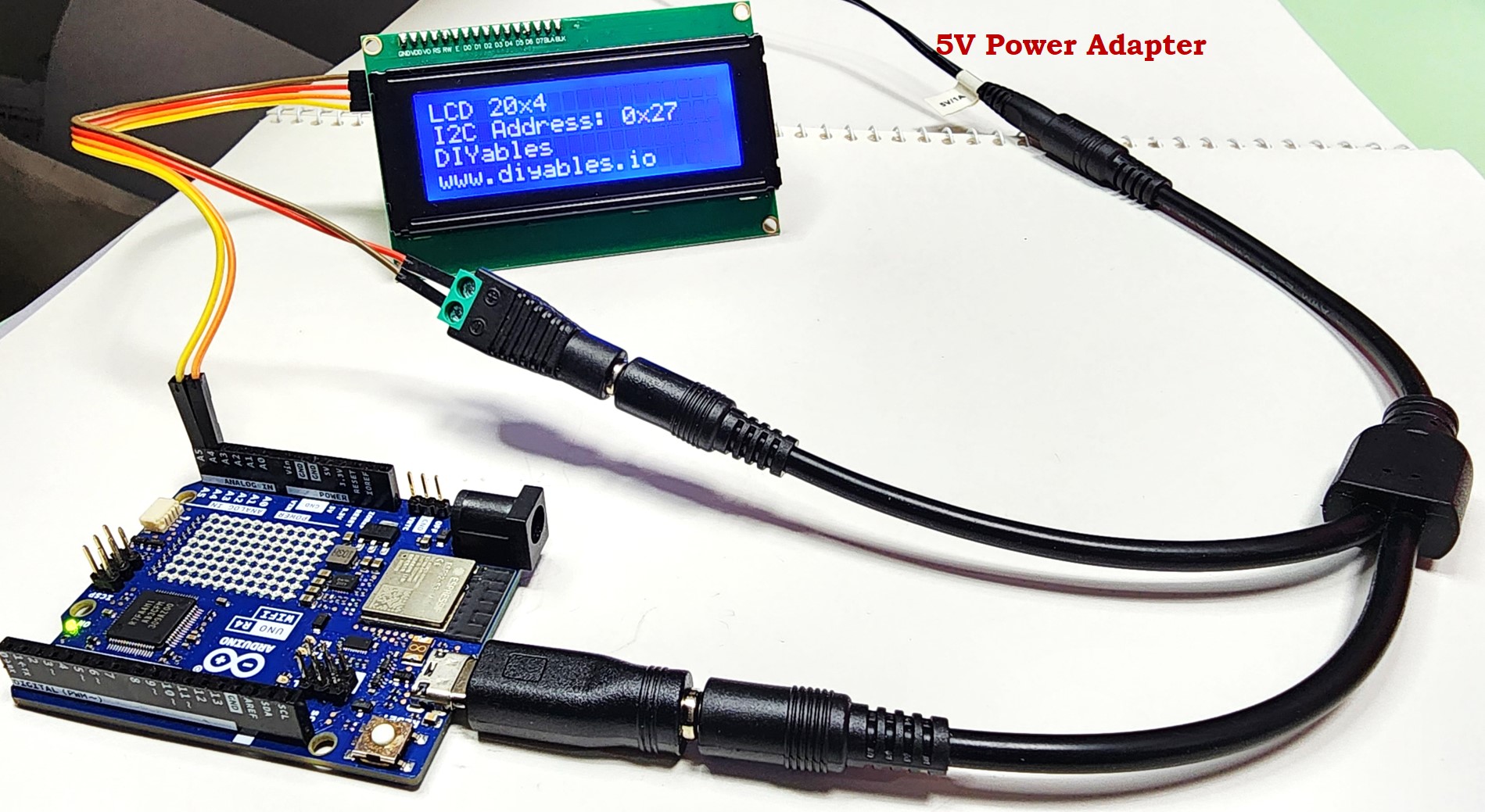 Comment alimenter l'Arduino Uno R4 et les composants externes